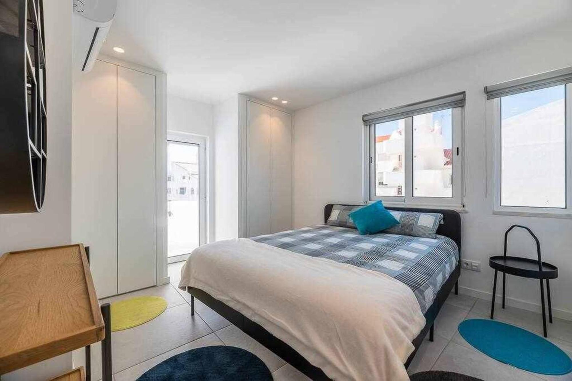 Central Town 2-Bedroom Apartment アルブフェイラ エクステリア 写真