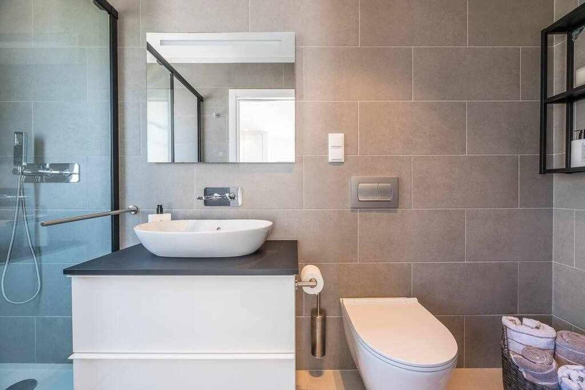 Central Town 2-Bedroom Apartment アルブフェイラ エクステリア 写真