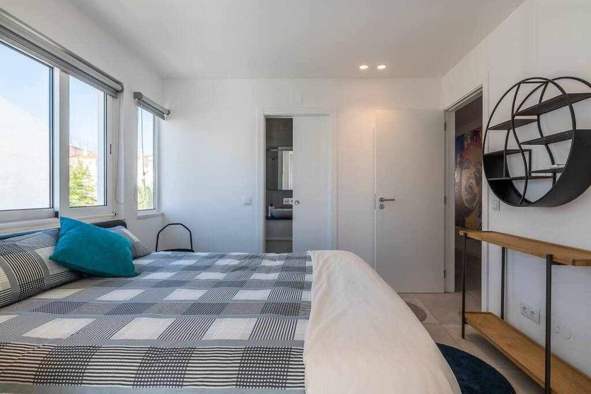 Central Town 2-Bedroom Apartment アルブフェイラ エクステリア 写真